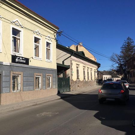 Krone Hostel Užhorod Exteriér fotografie