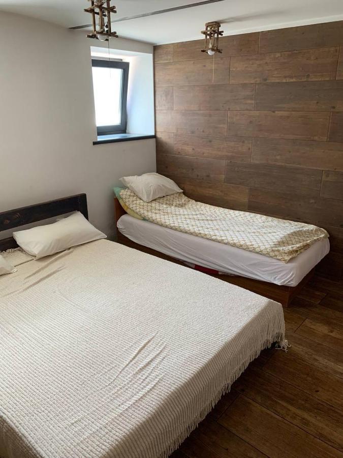 Krone Hostel Užhorod Exteriér fotografie