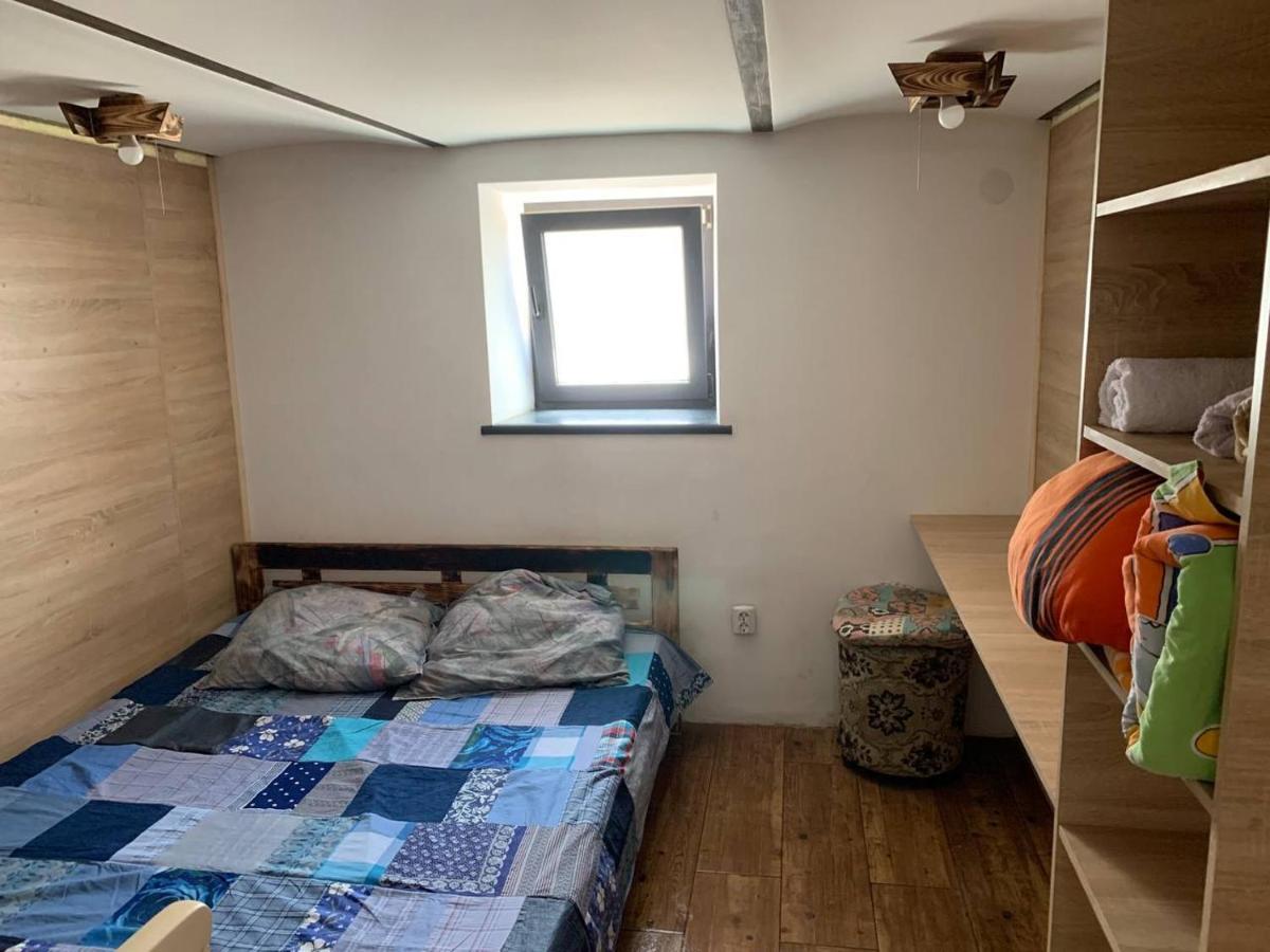 Krone Hostel Užhorod Exteriér fotografie