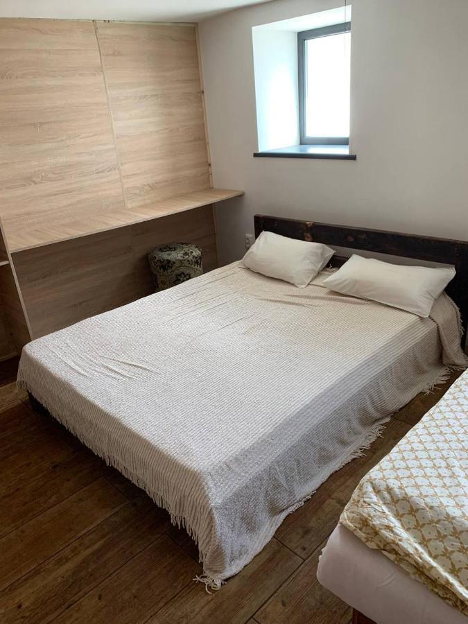 Krone Hostel Užhorod Exteriér fotografie
