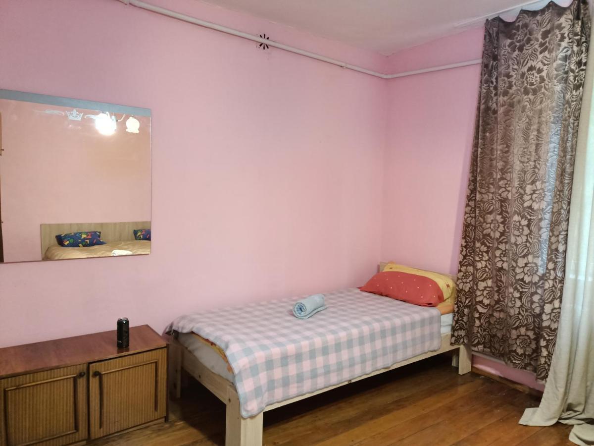 Krone Hostel Užhorod Exteriér fotografie
