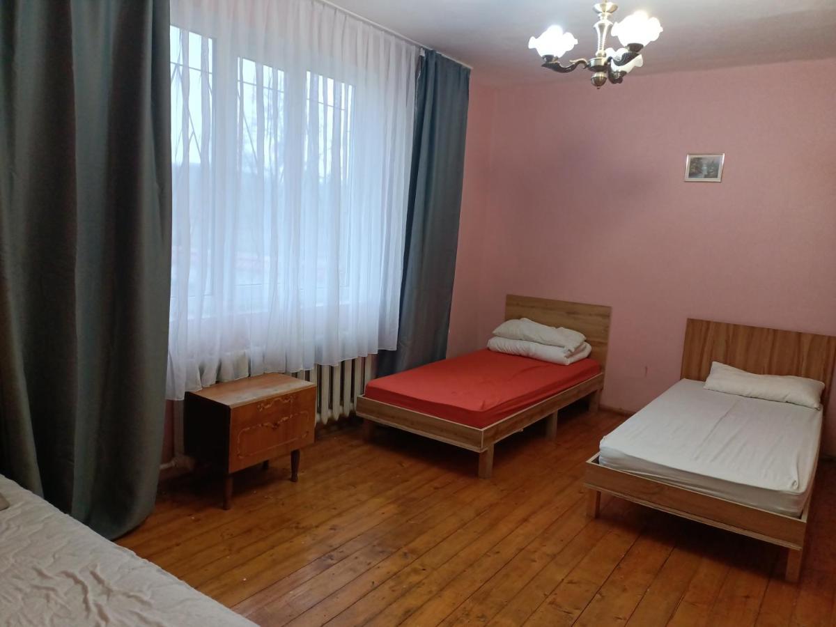 Krone Hostel Užhorod Exteriér fotografie