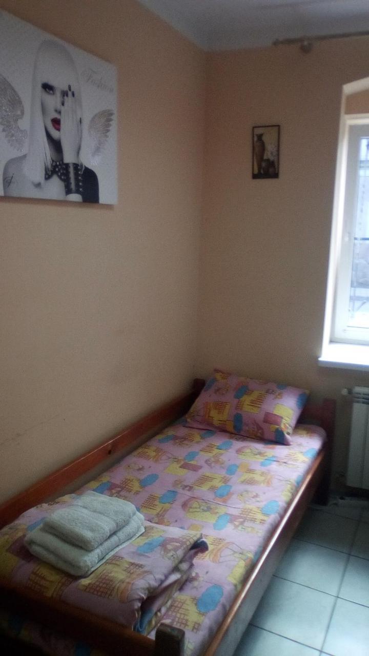 Krone Hostel Užhorod Exteriér fotografie