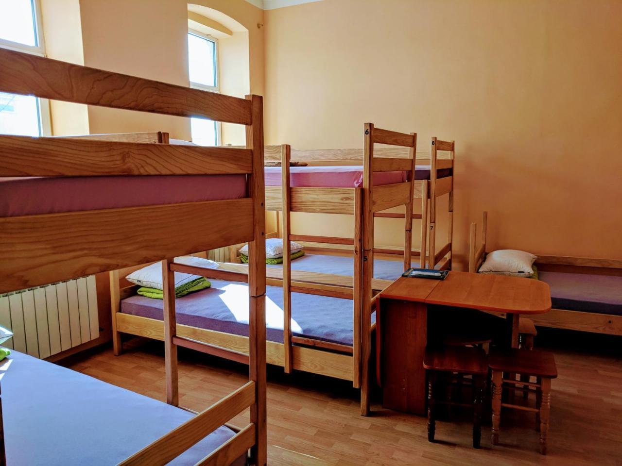 Krone Hostel Užhorod Exteriér fotografie