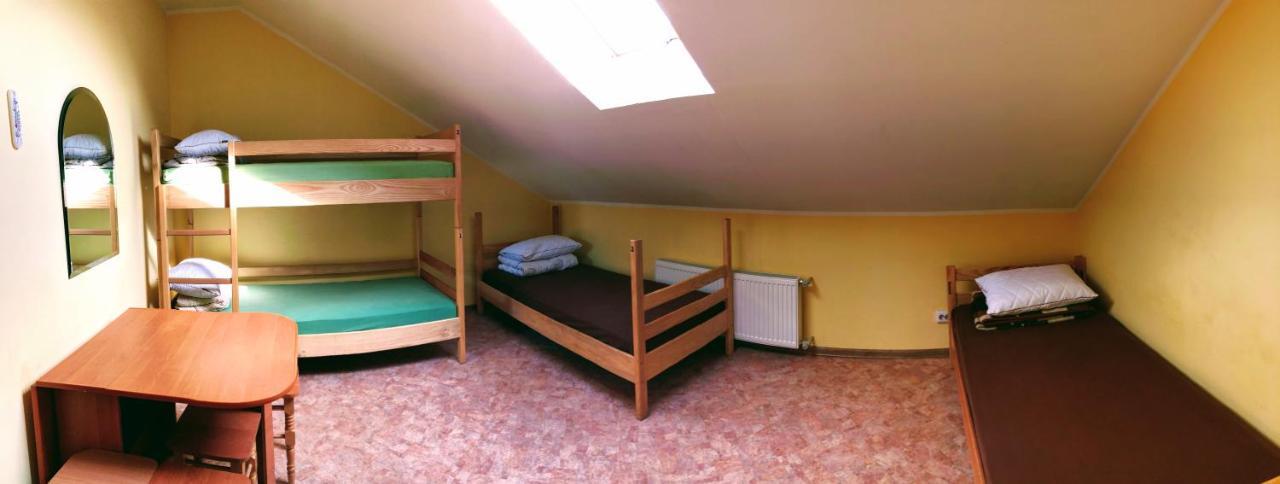 Krone Hostel Užhorod Exteriér fotografie